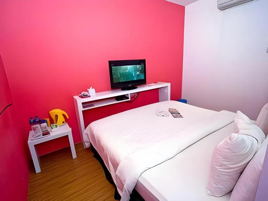 Zoom Inn Boutique Hotel - Danga Bay Johor Bahru