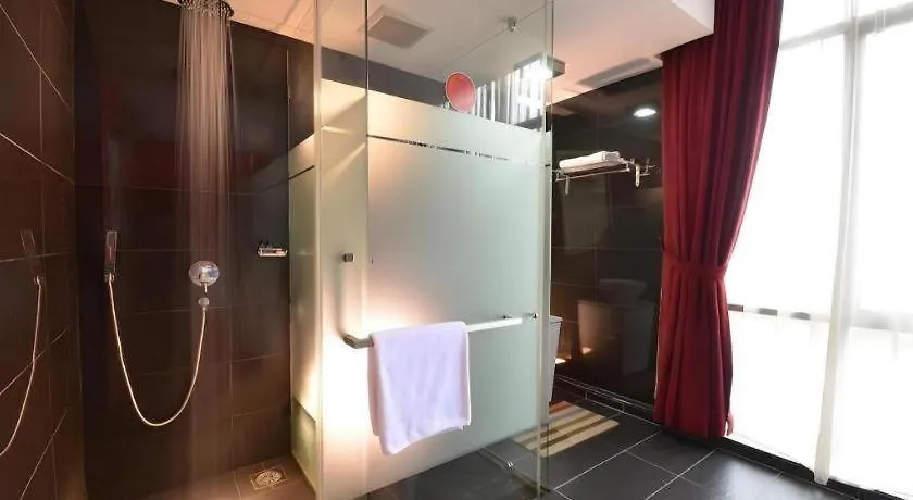 Zoom Inn Boutique Hotel - Danga Bay Johor Bahru